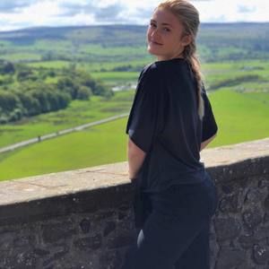 Meet your Posher, Anna